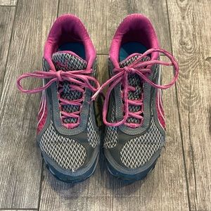 Puma running shoes size6.5